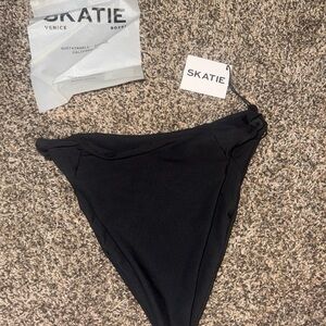 Skatie “salty” bikini bottoms